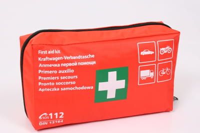Apteczka samochodowa pierwszej pomocy BD DIN